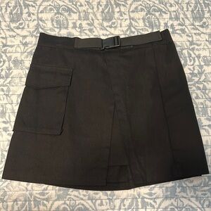 Black cargo-type skirt. This is NOT a skort!